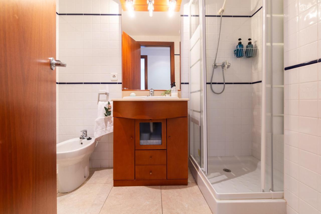 Apartamento Con Gran Patio Y Excelente Ubicacion! Mataró Esterno foto